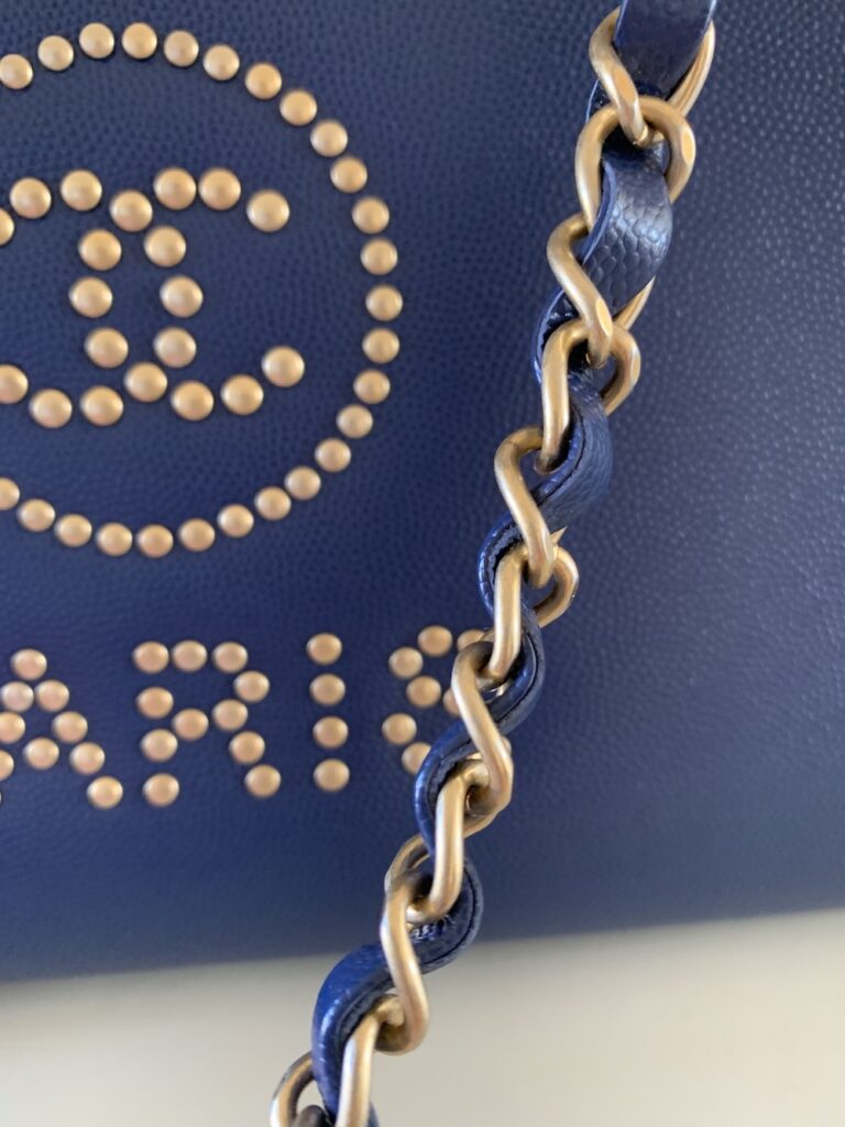 Chanel Deauville Small Tote Review - Malibu Karina