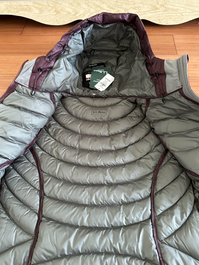 The Ultimate Review and Overview with Videos, Try On Photos, Images and Much More.  Best Petite Lightweight Down Puffer.  L.L. Bean Interior Nylon in Silver Grey Contrast lining with seams