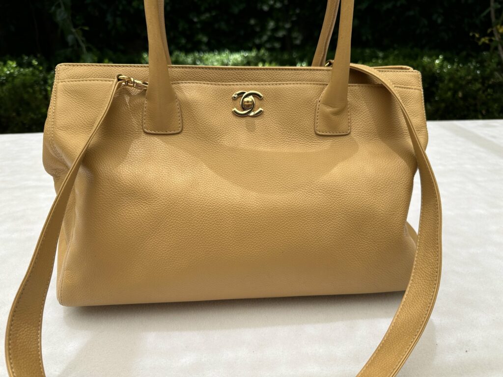 Vintage Chanel Executive Cerf Medium Tote Bag in Neutrals Beige with Removable Strap and Double CC Closure Pocket (no Pochette)