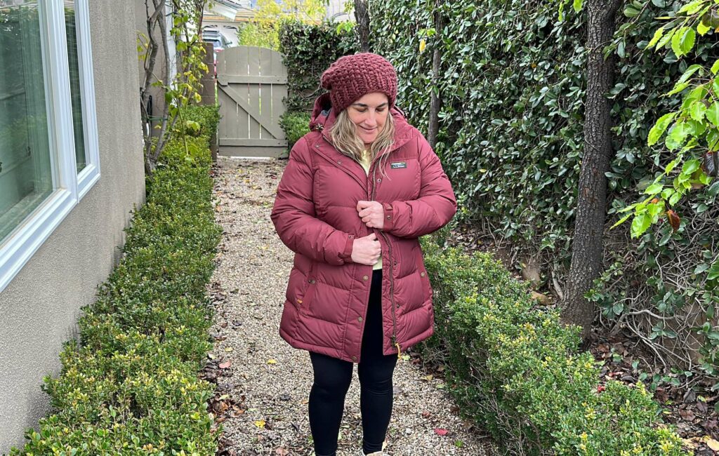 L.L. Bean Women's Mountain Classic Down Parka with DownTEK in PETITE / Petites / Short Sizing Sizes Winter Parka with warmth water repellent and beautiful color options at an affordable cheap price.