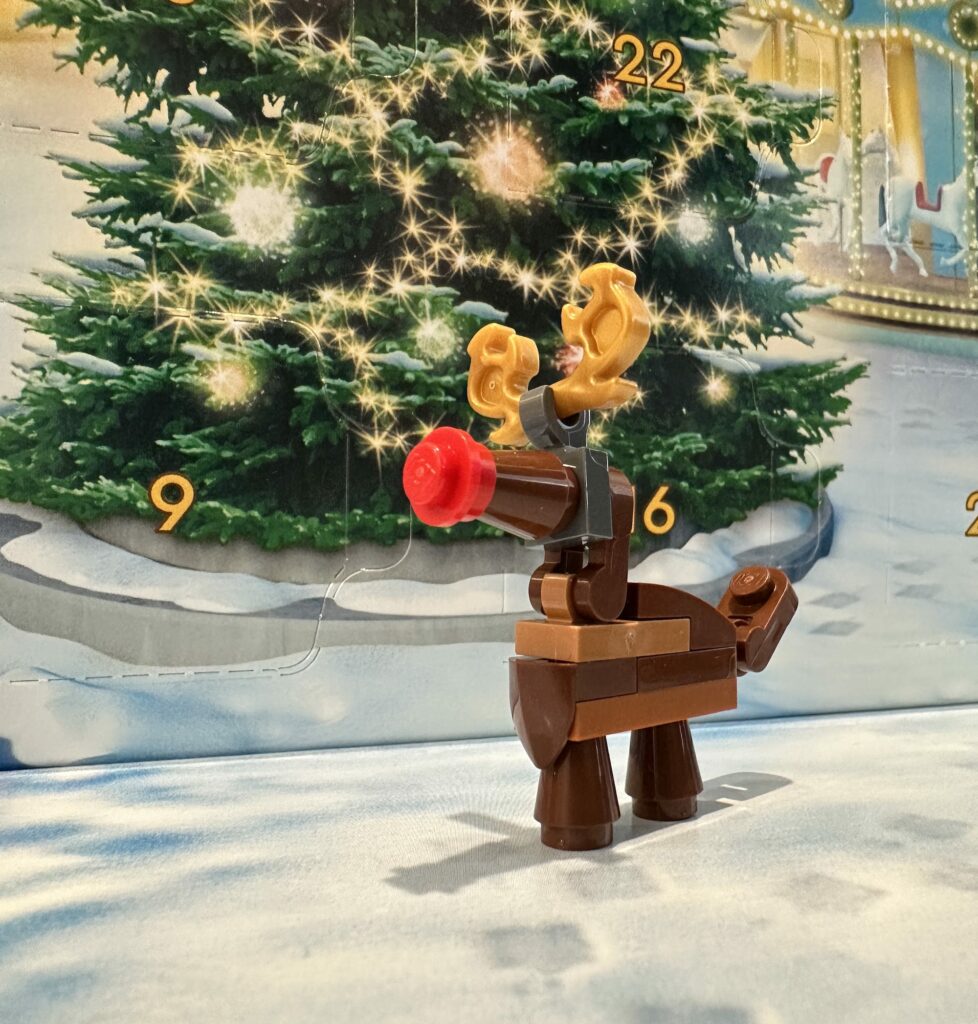 Turning the Day 3 LEGO advent calendar reindeer into Rudolph by adding a red nose to the build