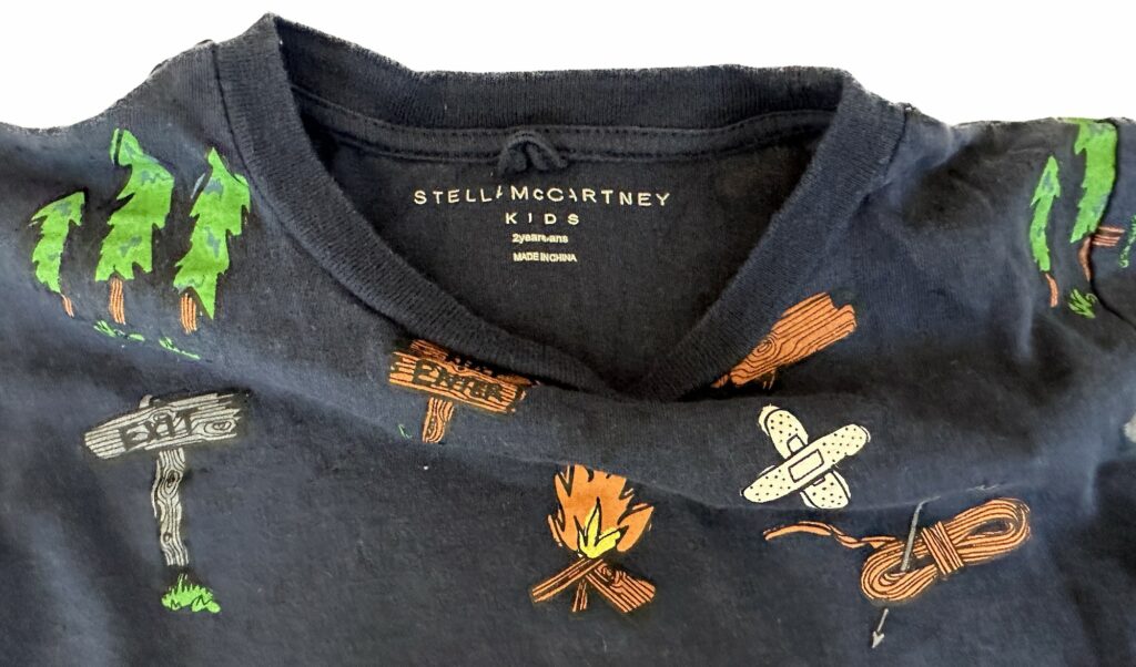 Stella McCartney KIDS Printed on fabric size and brand tag