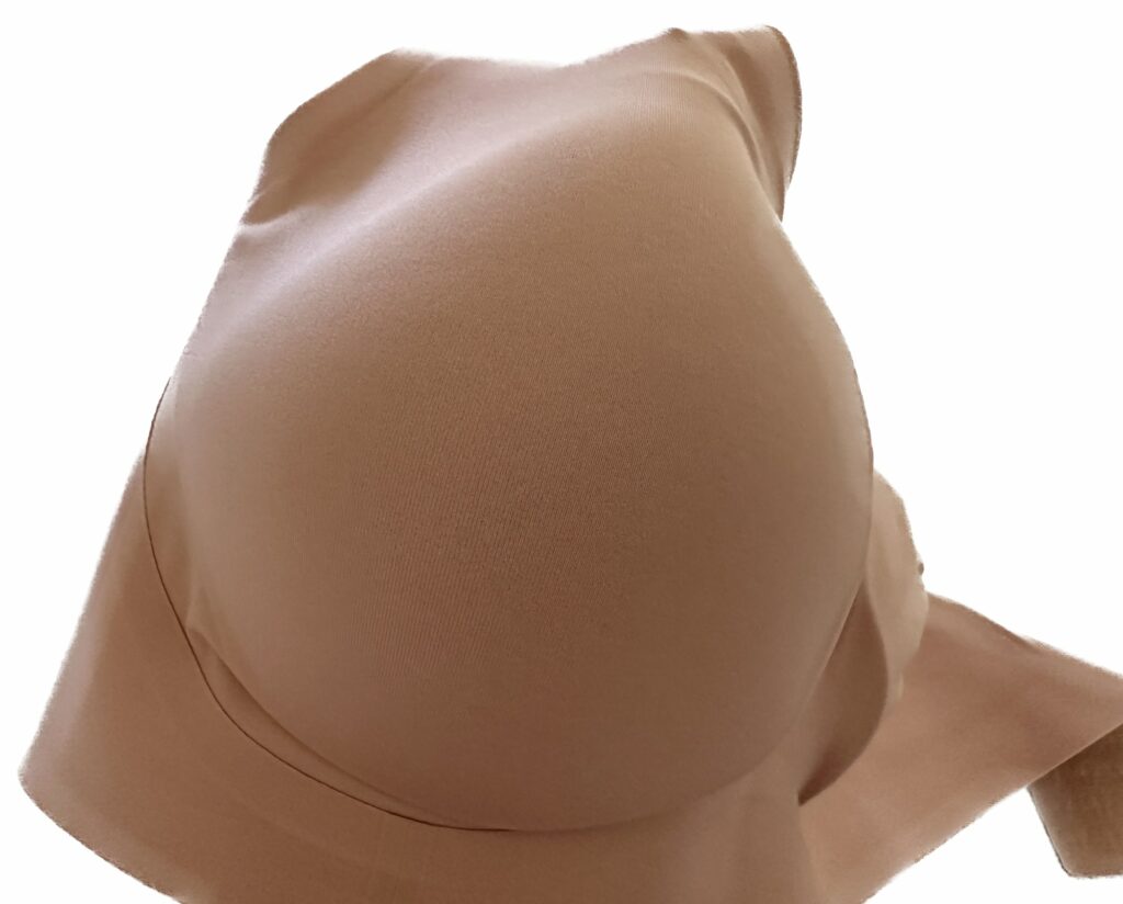 Smoothing cups perfect to wear under tight t-shirts tops and blouses. This bra does not gape and stays flush with your curves for a flattering look.